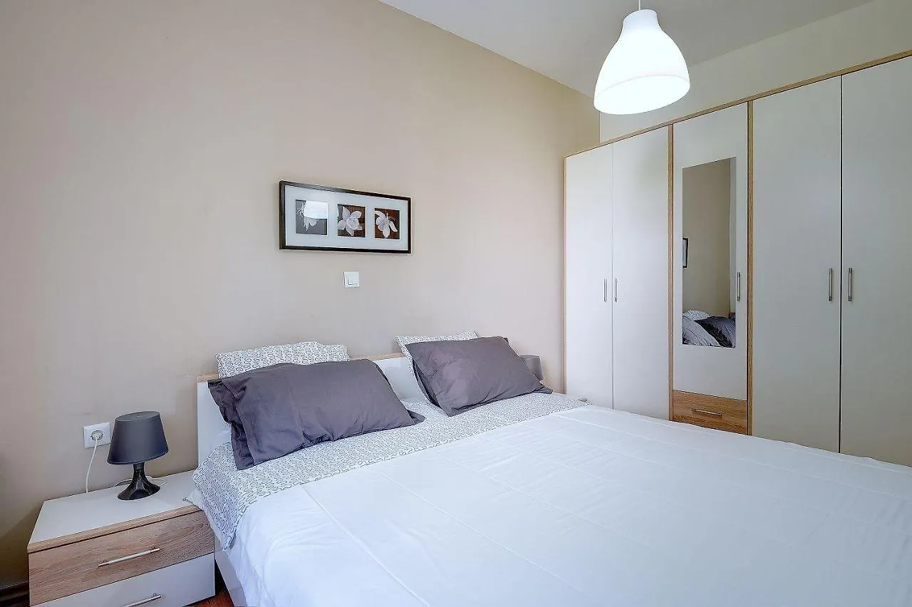 Modern Mit Toller Terrasse Apartment Fazana