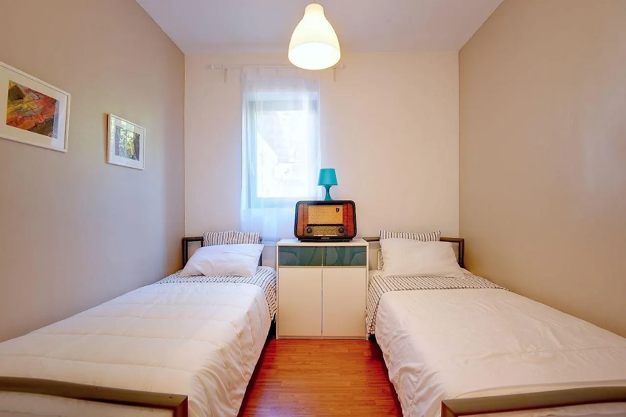 Modern Mit Toller Terrasse Apartment Fazana Croatia